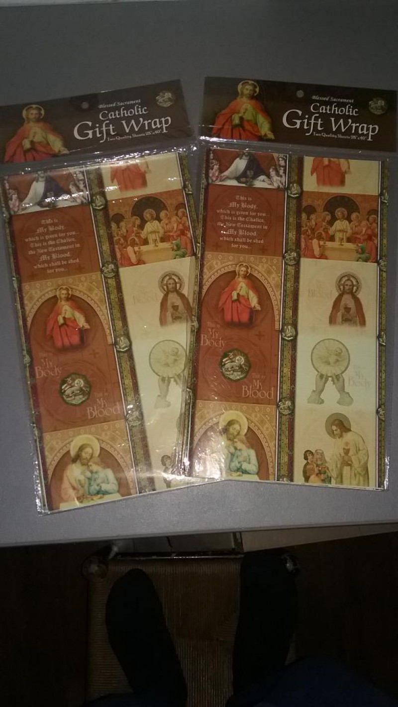 Image for Blessed Sacrament Catholic Gift Wrap